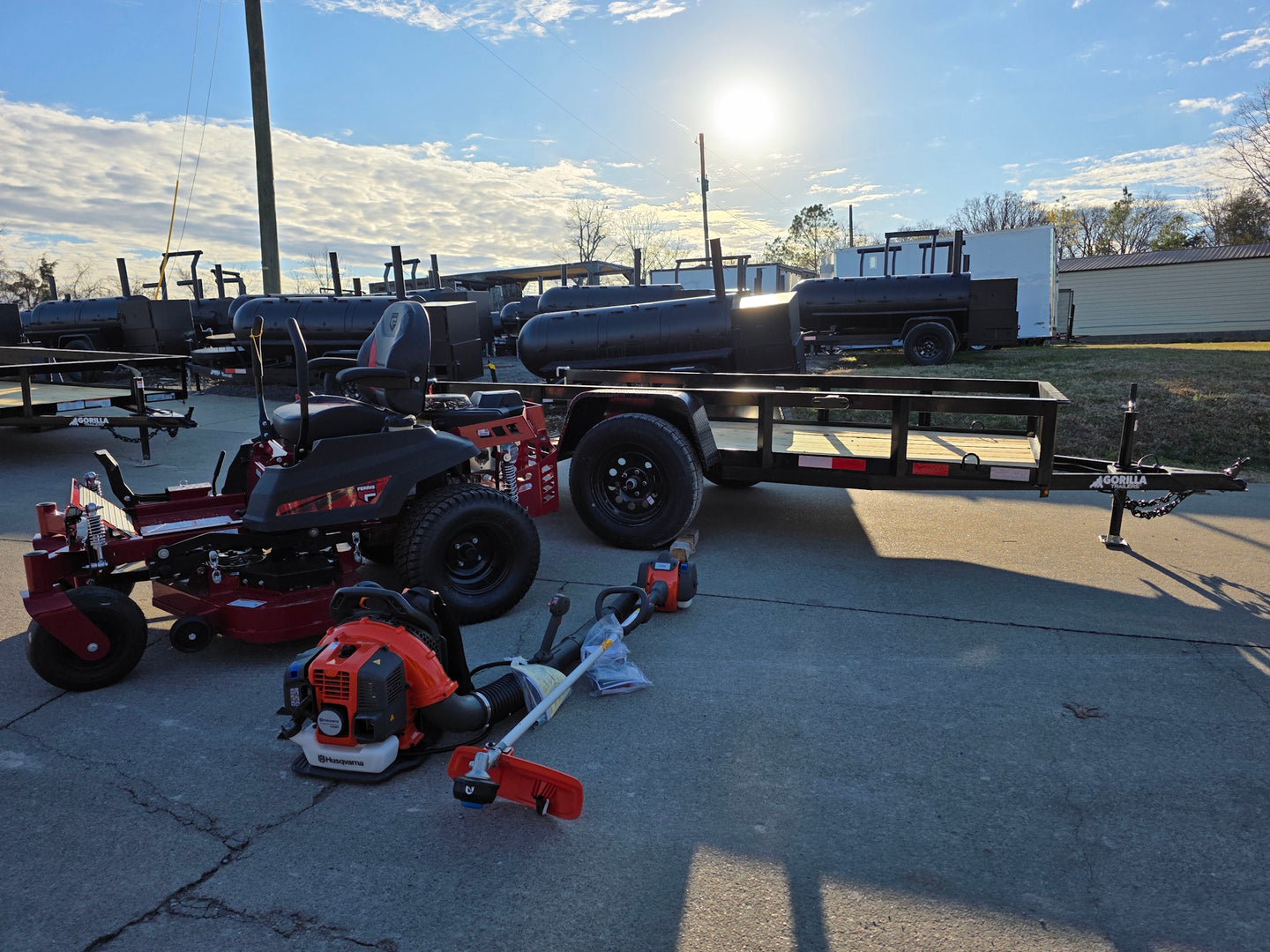 Ferris 5902101 500S 48" Zero Turn Mower Util Trailer Handhelds Bundle front straight view picture 