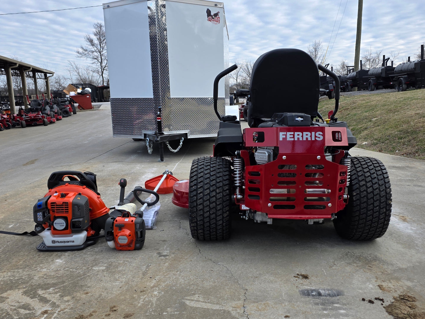 Ferris 5902103 61" 500S Zero Turn Mower Handheld Package back view picture 