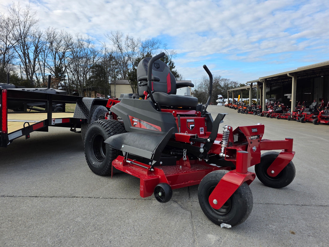 Ferris 5902103 61" 500S Zero Turn Mower Util Trailer Package left side mower view picture 