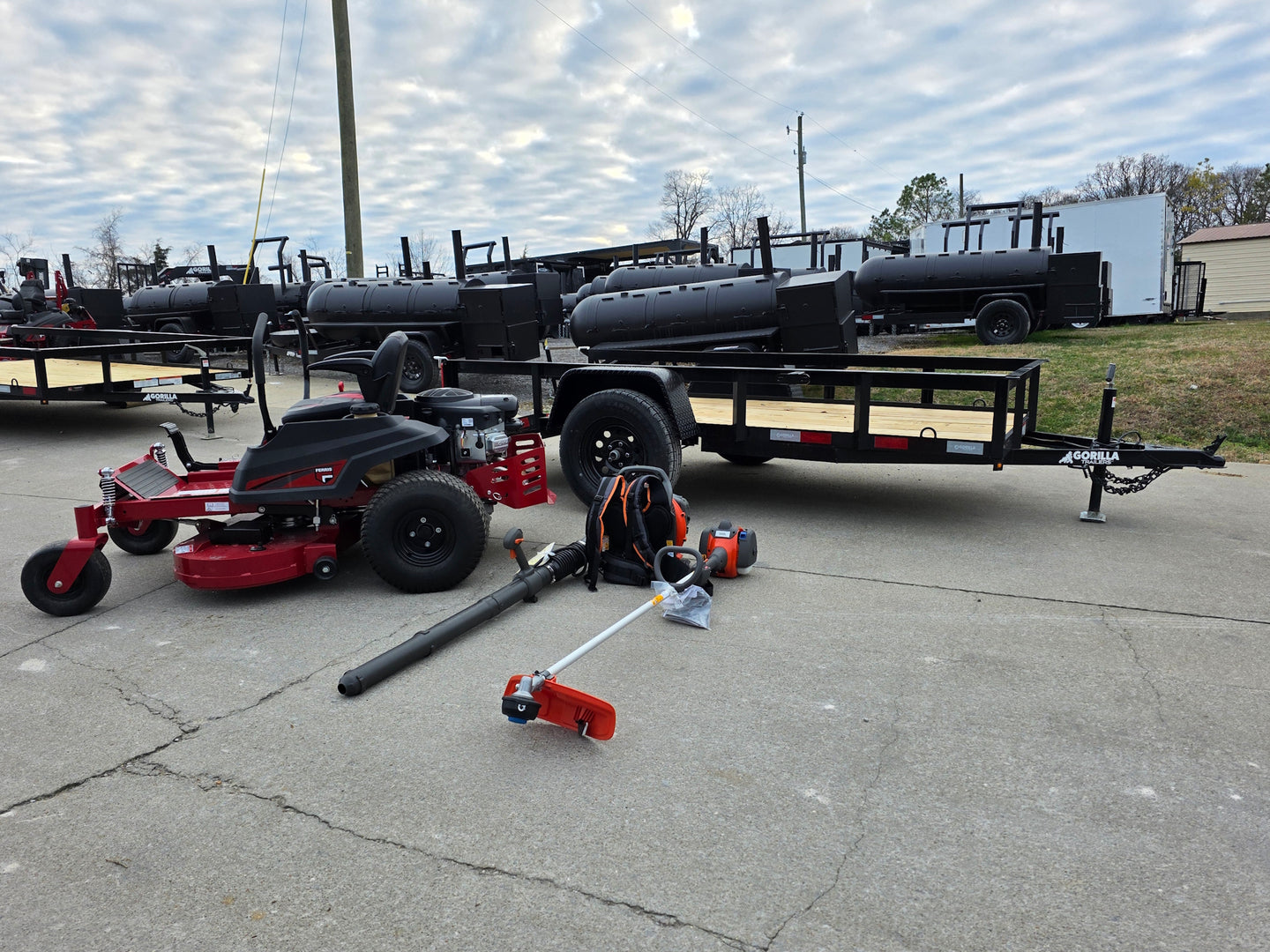 Ferris 5902144 42" 300S Zero Turn Mower Util Trailer Handheld Bundle right angled view picture 