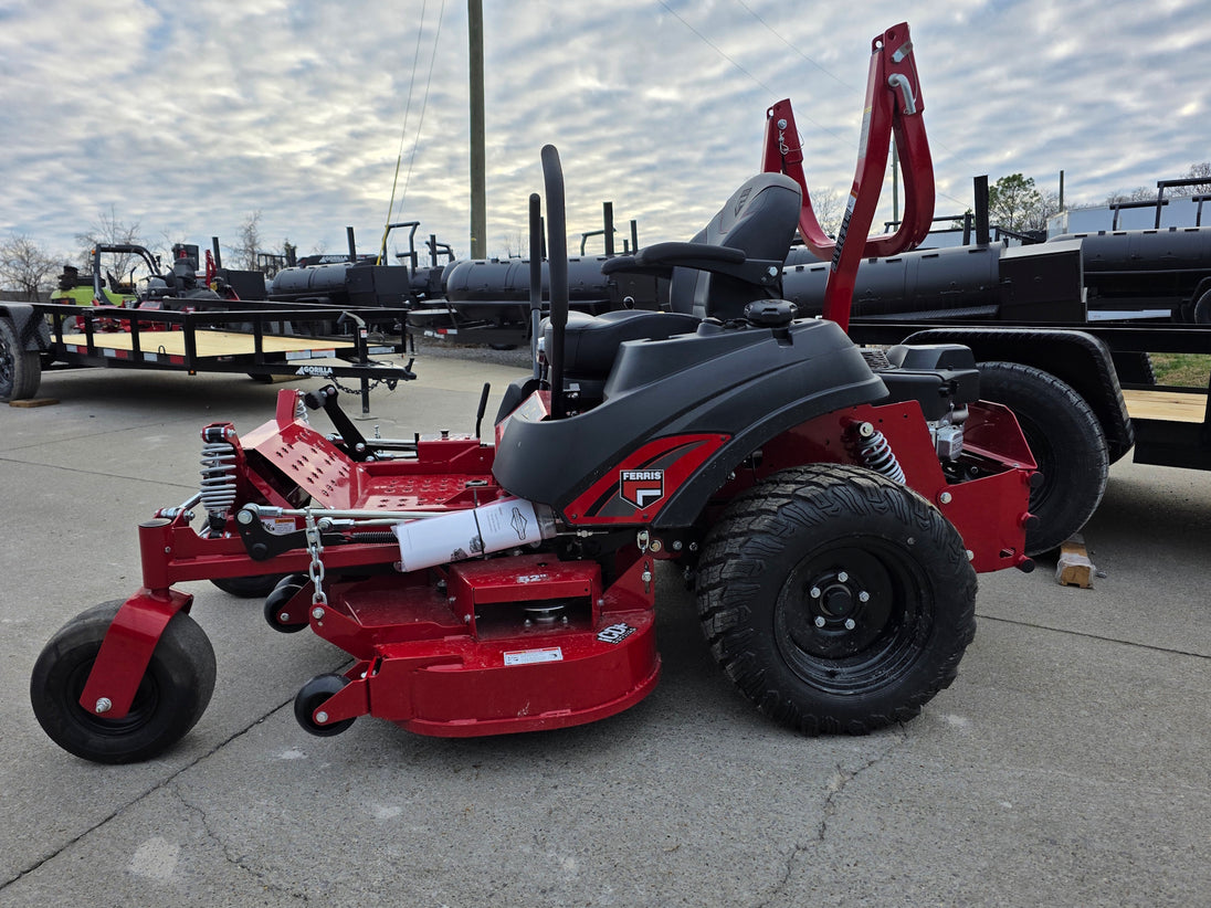 Ferris 5902154 52" ISX800 Commercial Zero Turn Mower Utility Trailer Bundle right side mower view picture 