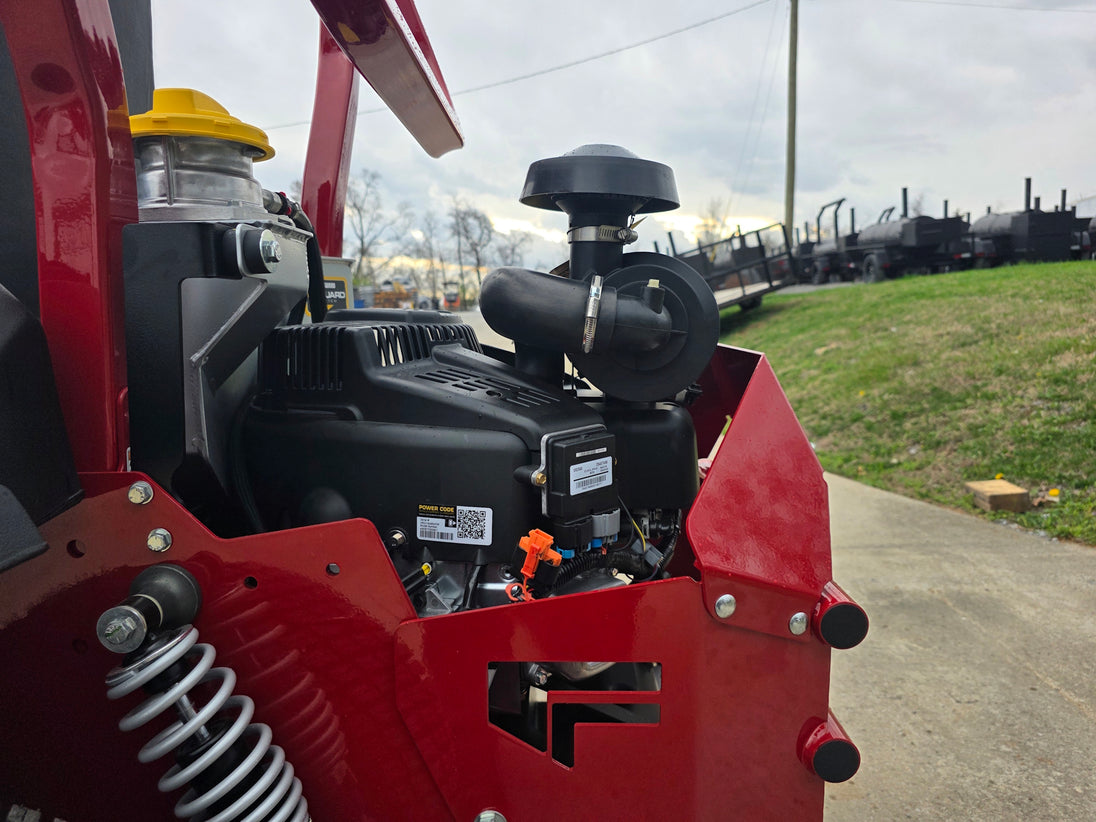 Ferris 5902157 ISX 2200 Zero Turn Mower 52" 28HP Vanguard (Instant Rebate Included) Engine side picture 