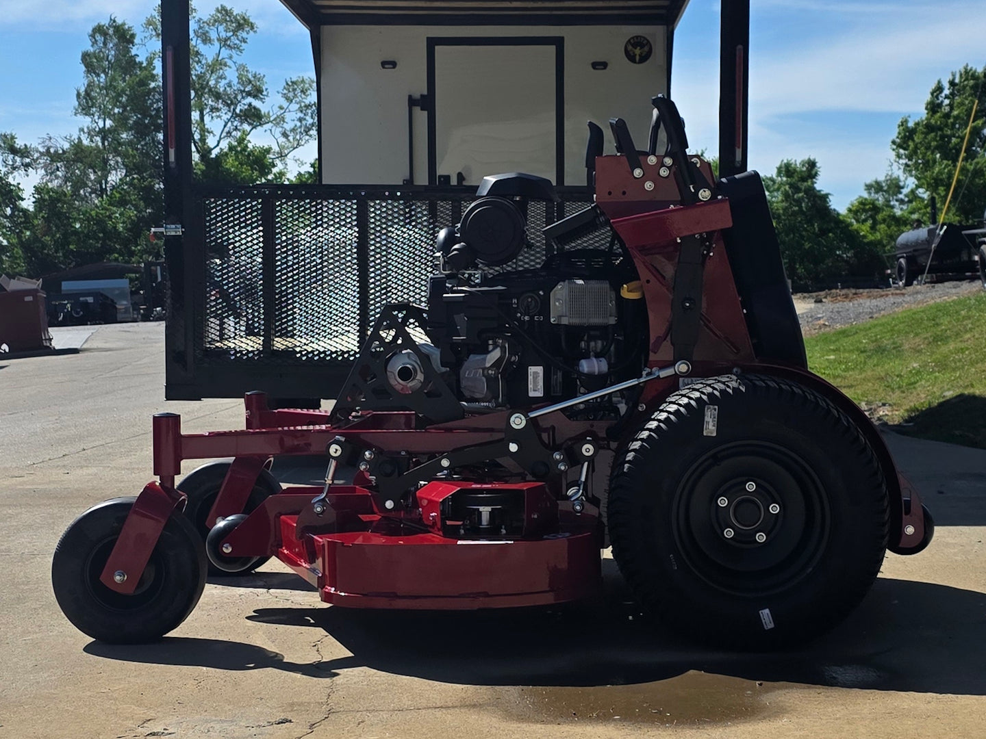 Ferris RS Z2 5902235 Stand On 52" Zero Turn Mower 30.5HP KAW (Instant Rebate Included) right side picture 