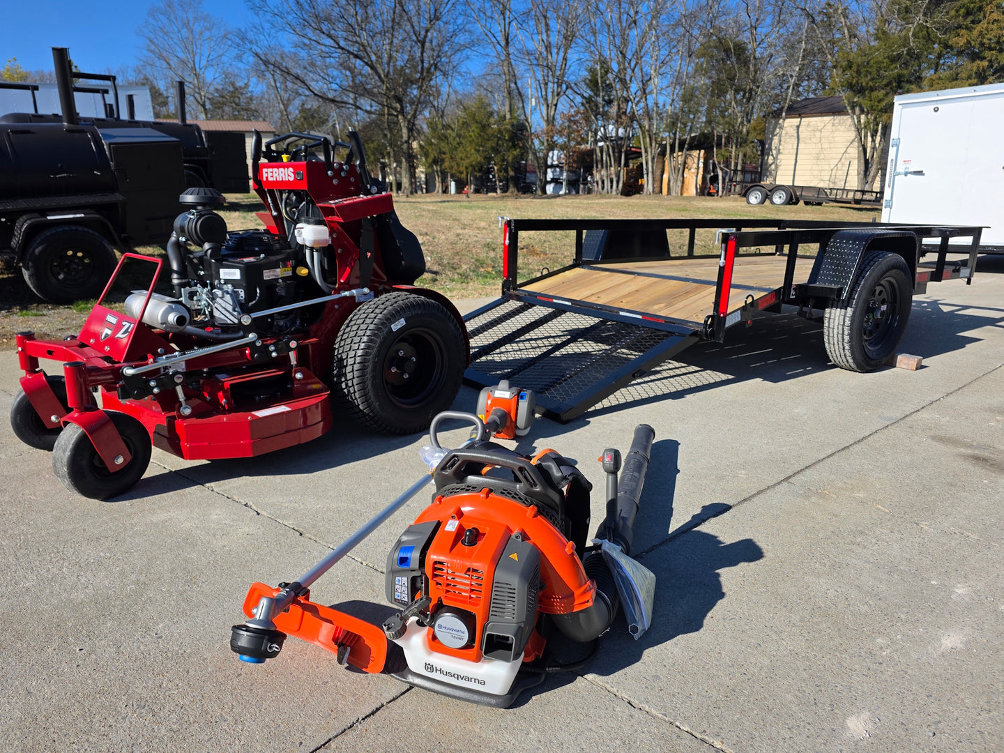 Ferris SRS Z1 5901939 36" Stand-On Mower Handhelds Util Trailer Bundle hand held front angled view picture 
