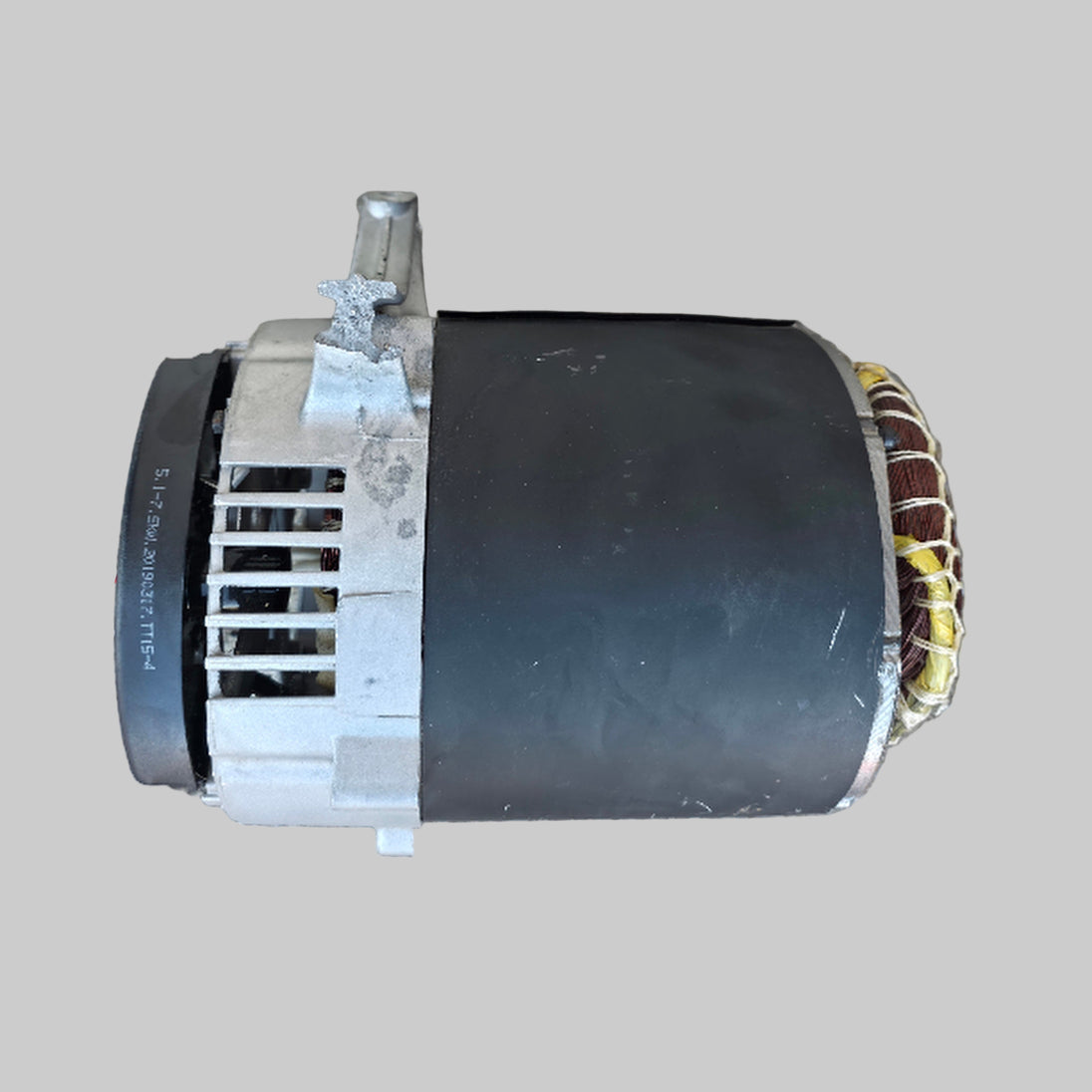 Generac Genuine Part 0K0755 ALT 8000W ALUMINUM BRUSH TYPE side angled picture 