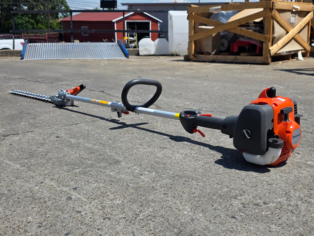 Husqvarna 122LKH Gas Hedge Trimmer With Long Cutter Bar (Unboxed) Back left angle picture 