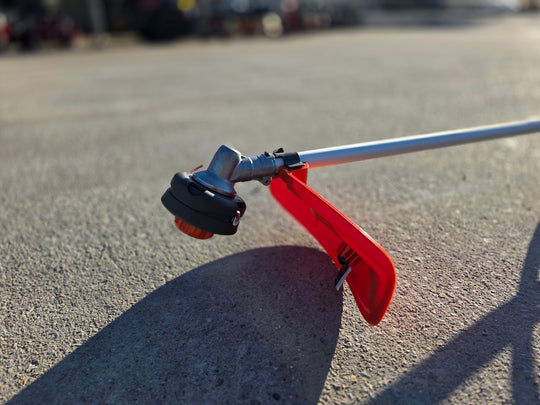 Husqvarna 122LX 17" Straight Shaft Gas Trimmer String Trimmer 22cc 2-Cycle (Unboxed) trimmer head view picture 