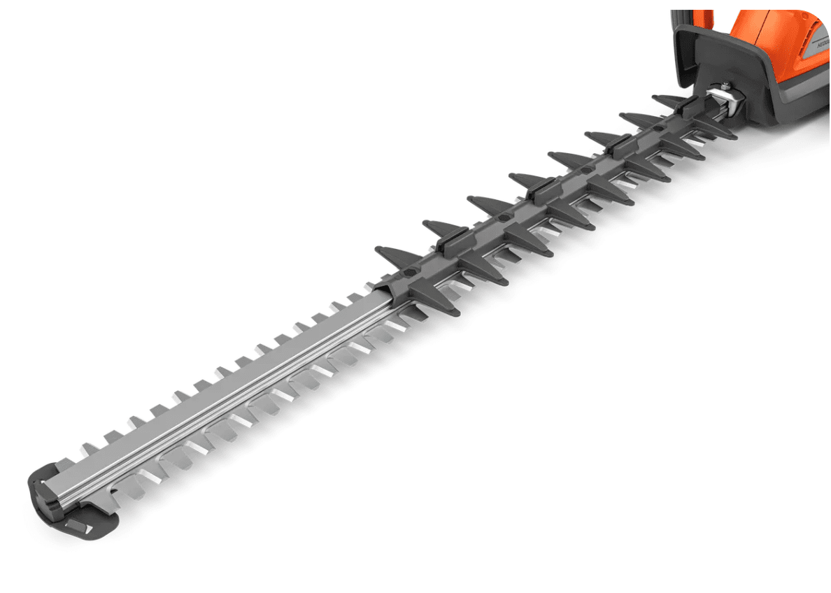 Husqvarna 320iHD60 Kit MAX Hedge Master™ 320iHD60 with Bli 22 battery and 40-C80  charger,Cutting View. 