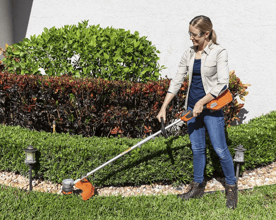 Husqvarna 320iL 16" Electric Weed Eater String Trimmer (Battery and Charger) - SLE Equipment - 2