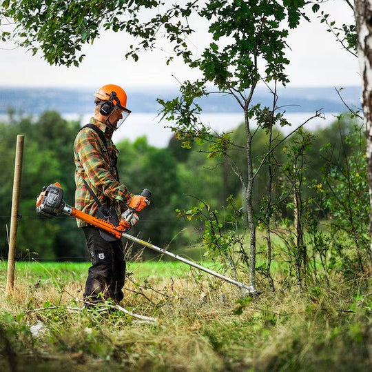 Husqvarna 336FR 34.6 cc Handheld Brushcutter w/Grass Blade, Saw Blade - SLE Equipment - 6