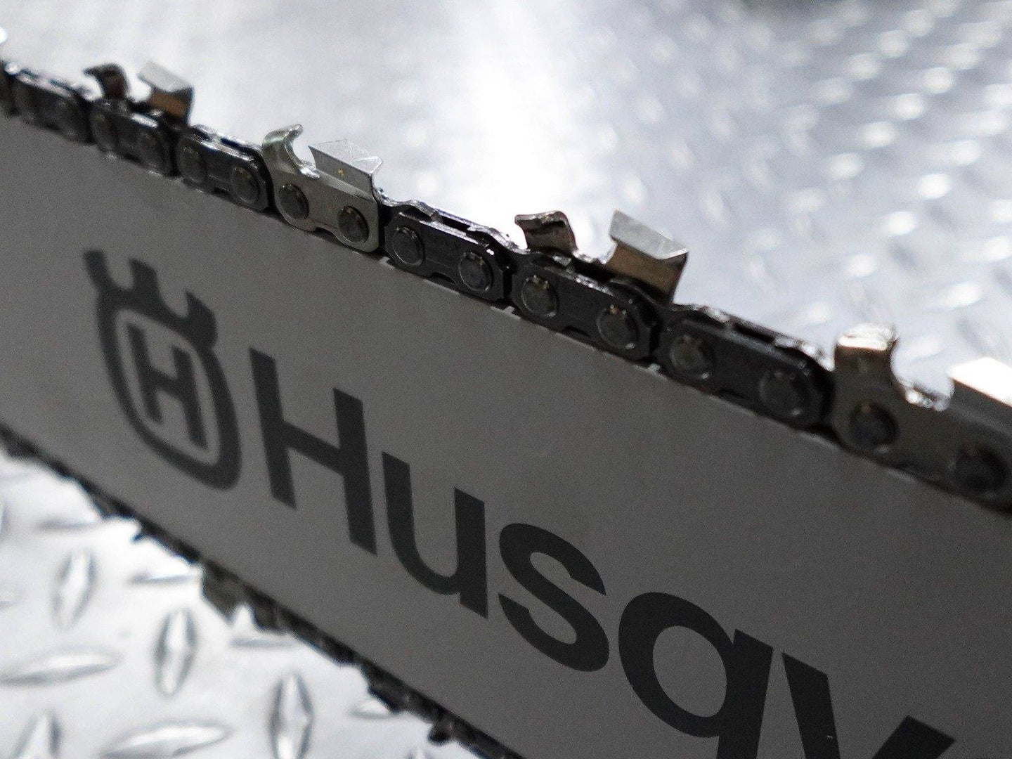 Husqvarna 460 Rancher Chainsaw 24" Bar 60cc X Torq - SLE Equipment - 8