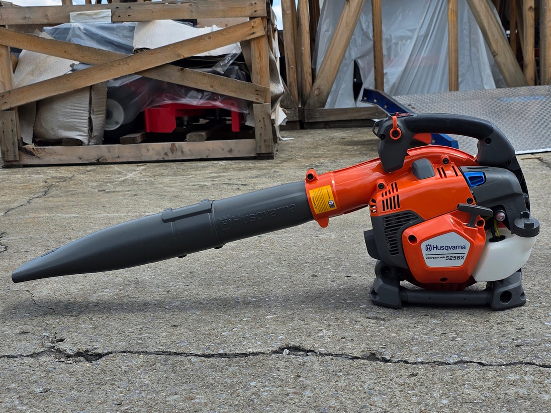 Husqvarna 525BX Handheld Commercial Leaf Blower X-Torq Low Vib (Unboxed) Attachment a right side picture 
