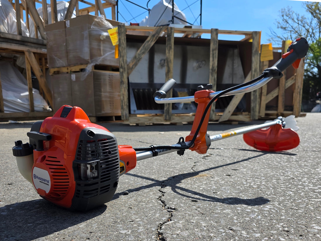 Husqvarna 525RX Commerical Brushcutter 25.4cc Engine Bike Handle Back right angle picture.