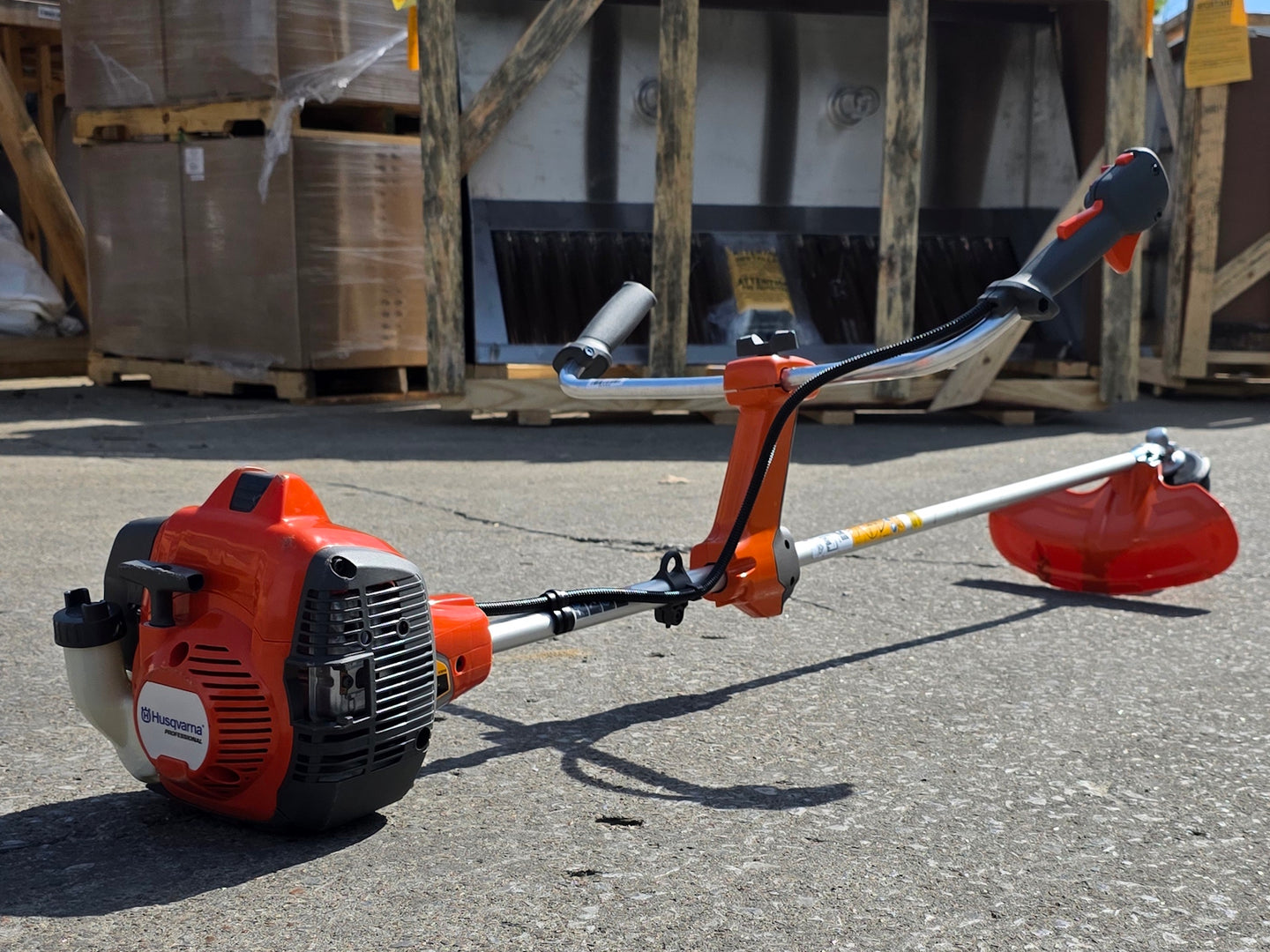 Husqvarna 525RX Commerical Brushcutter 25.4cc Engine Bike Handle Back right angle picture 