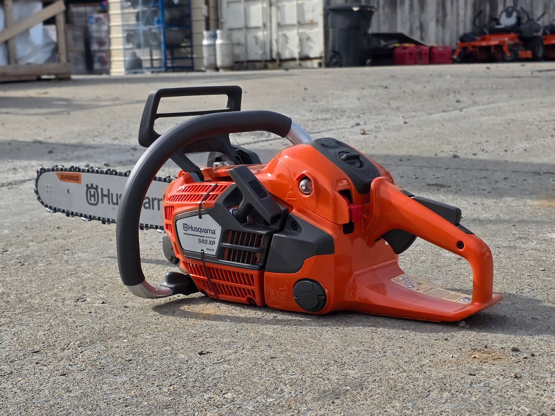 Husqvarna 540 XP Mark III 14" Gas Chainsaw 39.1cc 3/8 Mini Pitch .050 Gauge (Unboxed) back left angled view picture 
