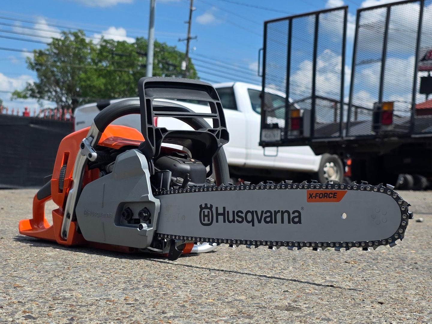 Husqvarna 550XP II Gas-Powered 50.1cc X-Torq .050 Gauge 16" Chainsaw (Unboxed) Front left angle picture 