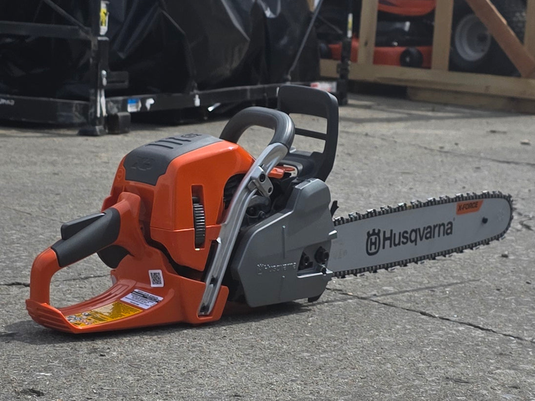 Husqvarna 550XP II Gas-Powered 50.1cc X-Torq .050 Gauge 18" Chainsaw (Unboxed) Back right-angle picture 
