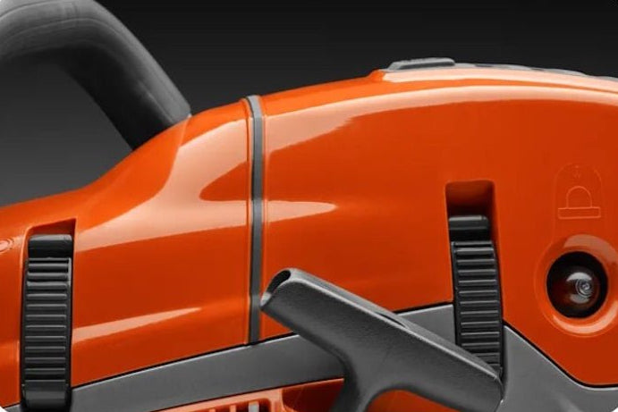 Husqvarna 565 Gas - Powered 70.7cc X - Torq .050 gauge 28" Chainsaw - SLE Equipment - 3