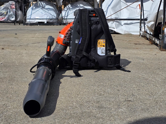 Husqvarna 570BTS Backpack Blower 65cc Tube Throttle 770CFM (Unboxed) front view picture 