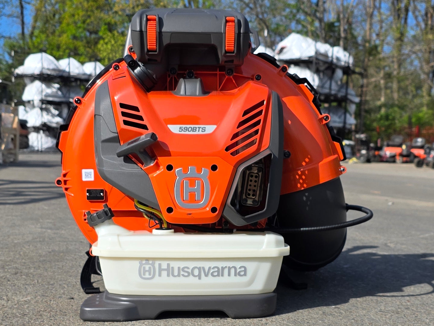 Husqvarna 590BTS Pro Backpack Blower LowVib 216MPH (Unboxed) Back side picture 