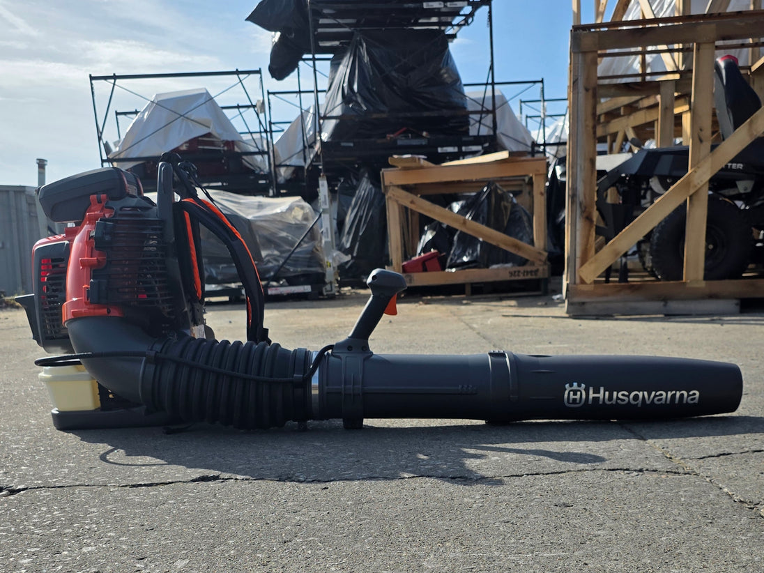 Husqvarna 590BTS Pro Backpack Blower LowVib 216MPH (Unboxed) Left side picture 