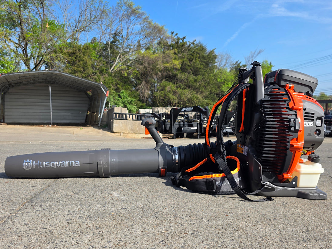 Husqvarna 590BTS Pro Backpack Blower LowVib 216MPH (Unboxed) Ride side picture 