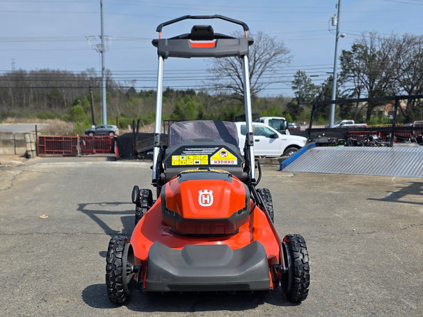 Husqvarna Electric Lawn Xpert LE-322R Mower - Battery & Charger Included (Unboxed) Front side picture mulch bag 