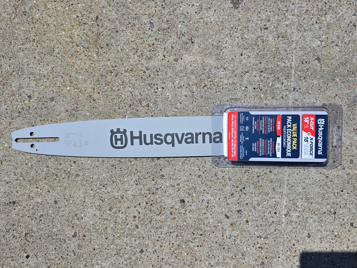 Husqvarna Genuine Part 537524172 18" BAR CHAIN COMBO SP33G Front side picture 