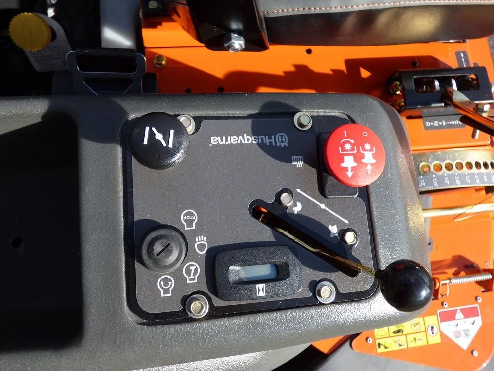 Husqvarna MZ54 54" 24HP Kawasaki With ROPS Zero Turn Lawn Mower - SLE Equipment - 17