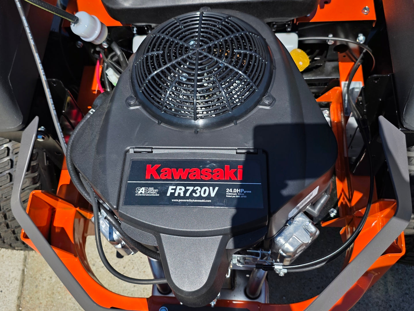 Husqvarna MZ54 54" Special Edition Zero Turn Mower 24 Hp Kawasaki Engine Suspension Seat (Scratch and Dent) Engine picture 