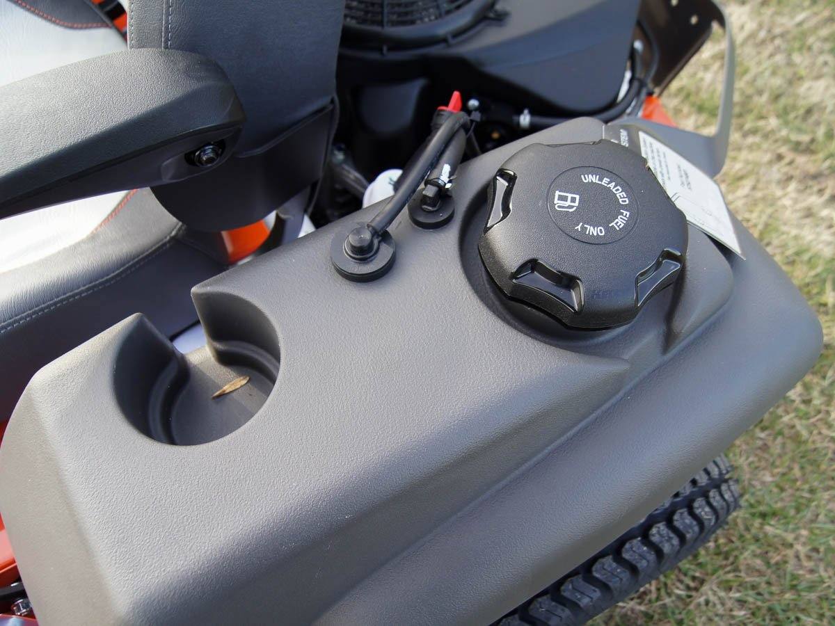 Husqvarna MZ61 61" Zero Turn Lawn Mower 24HP KAW (Scratch and Dent) - SLE Equipment - 11