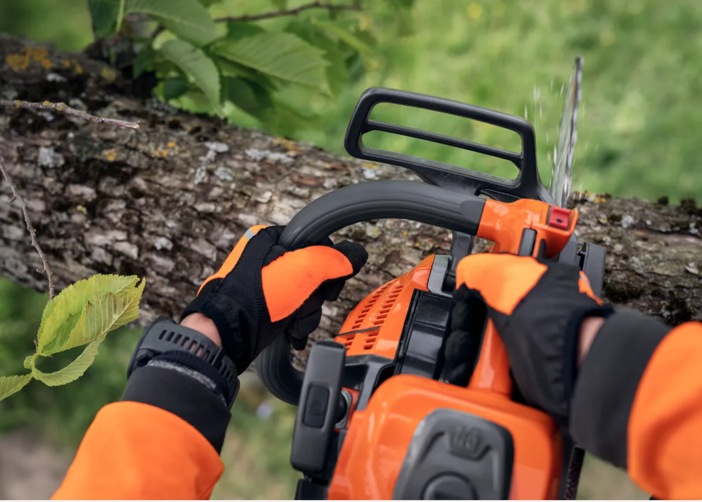 Husqvarna T540XP Professional AutoTune 3/8" Pitch 14" Chainsaw, Reference View. 