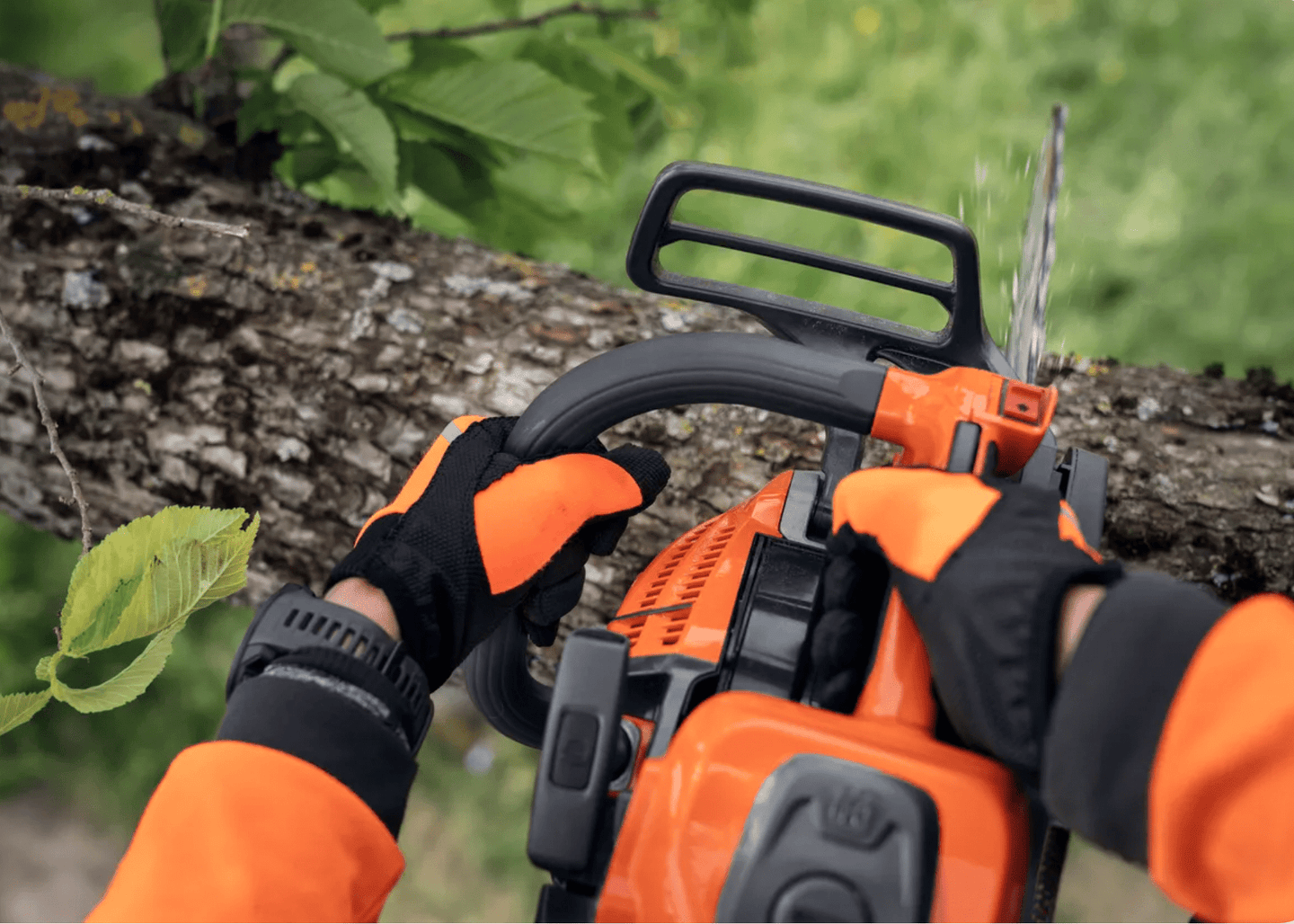 Husqvarna T540 XP Mark III 39.1cc Top Handle Chainsaw 12", Used View. 