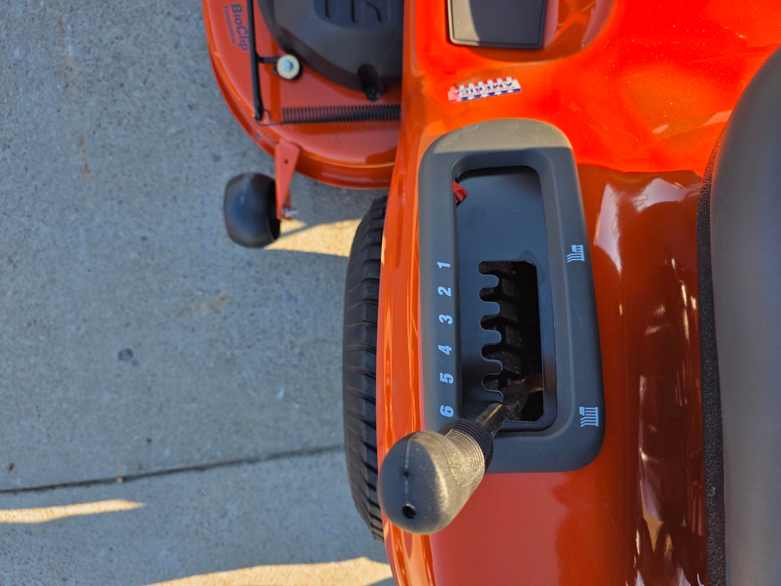 Husqvarna TS120 54" Garden Lawn Tractor – 24HP Briggs V-Twin Engine  deck control view picture 