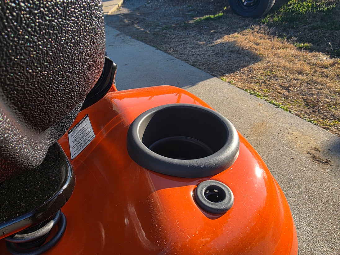 Husqvarna TS 120 42" Garden Lawn Tractor 19HP Briggs & Stratton (Scratch and Dent) cup holder view picture 