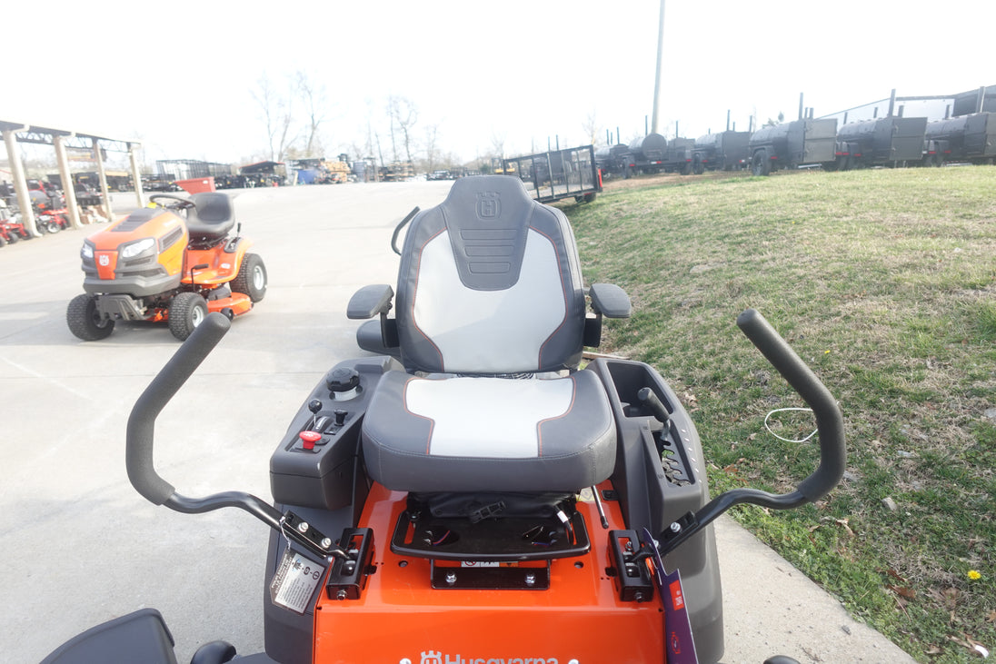 Husqvarna Z254FX 24HP Kawasaki Zero Turn Mower (Scratch and Dent), Front View. 