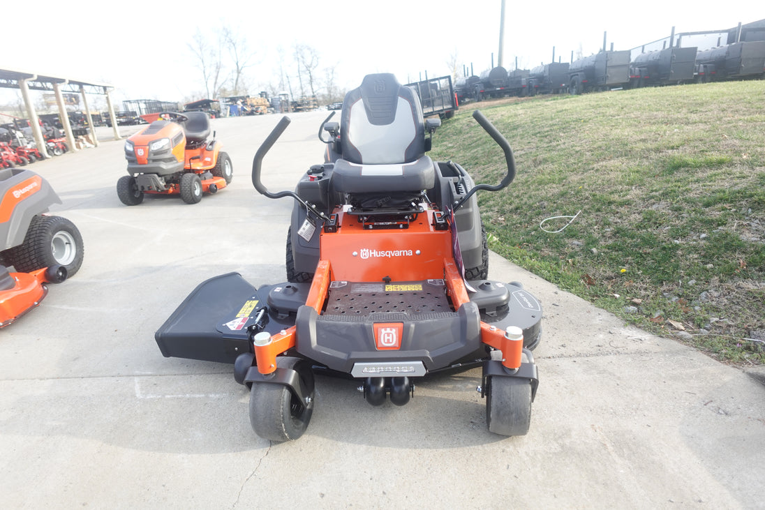 Husqvarna Z254FX 24HP Kawasaki Zero Turn Mower (Scratch and Dent),Front View. 