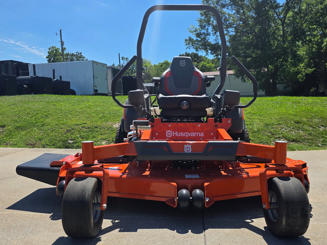 Husqvarna Z572XS Commercial Zero Turn Mower 38.5Hp Kawasaki +Bonus 522L Trimmer (Scratch and Dent) Front side picture 