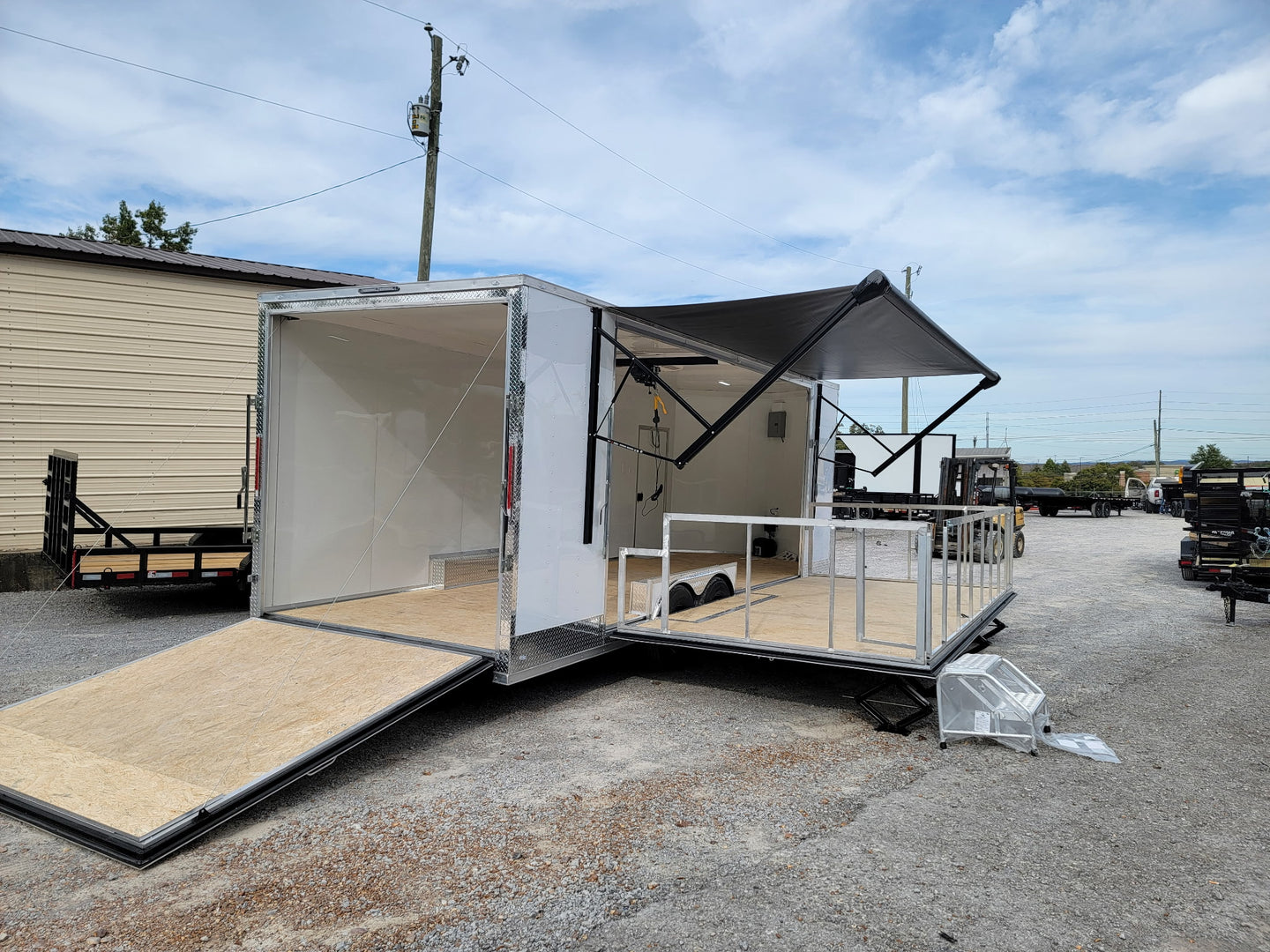 8.5' X 24' White Custom Stage Trailer Showcase Event Marketing - SLE Equipment - 17