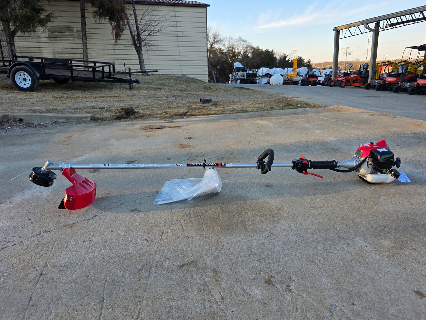 Maruyama B230L String Trimmer Straight Shaft  22.5cc right side view picture 