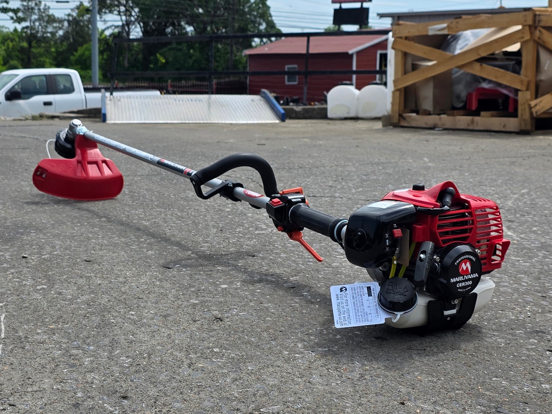 Maruyama B300L String Trimmer Straight Shaft 30.1cc Back left angle picture 