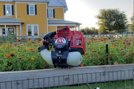 Maruyama_B300L_Turbo_Trimmer-Loop_Handle_Straight_Shaft_30.1cc,Back View 