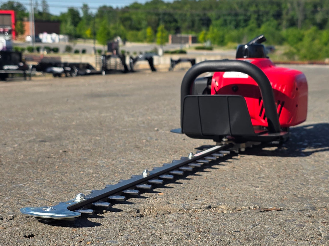 Maruyama BH24G Hedge Trimmer 24" Double Sided Blade Front right angle picture 