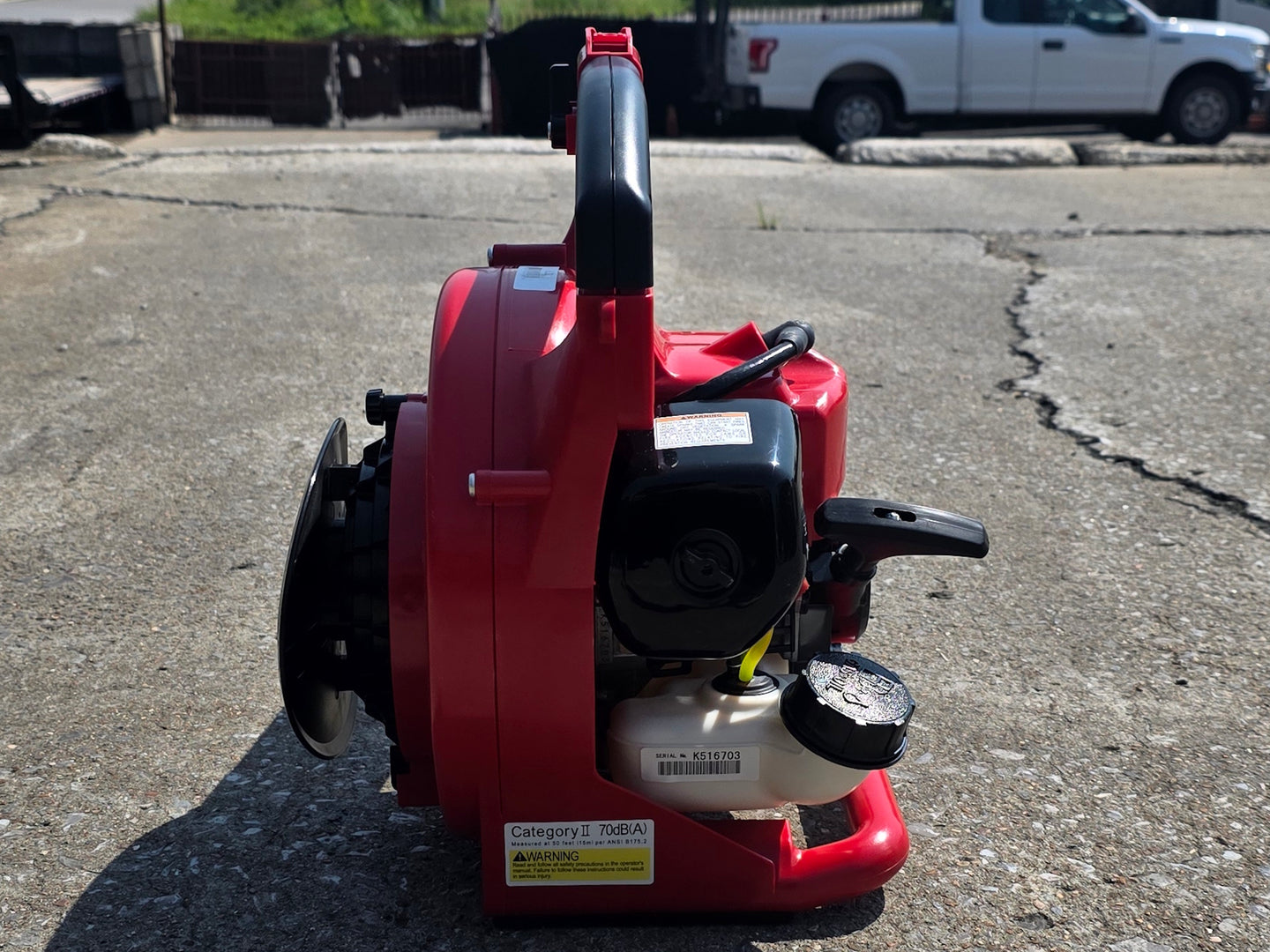 Maruyama BL32 Handheld Leaf Blower Back side picture 