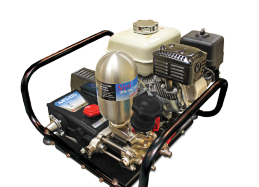 Maruyama MS417ECH MS417 Belt Driven Pump & GX 160 Honda Engine,Front View.
