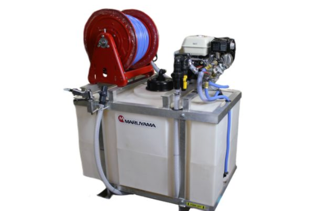 Maruyama MSD41-100TE 100 Gallon Top Skid Sprayer-Electric Reel,Front View.