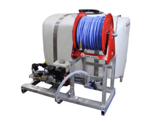 Maruyama MSD41-200 200 Gallon Standar Skind Sprayer- Manual Reel,Front View.