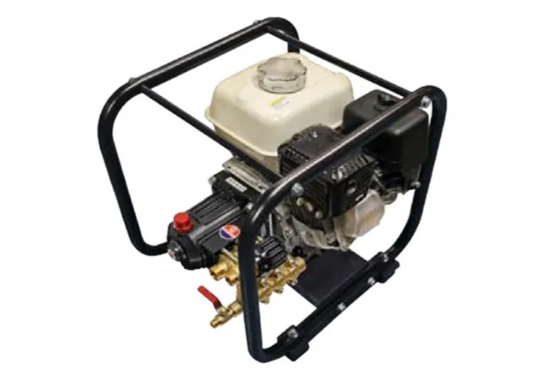 Maruyama MSD41 TEC-H MSD41T 3/4" Direct Drive Pump & GX160 Honda Engine,Front View.