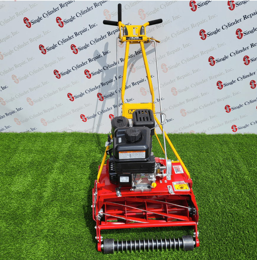 McLane 20-5.50GT-7-GR 20" Self Propelled, 7 Blade, 5.5GT Briggs & Straton Engine,Front View. 