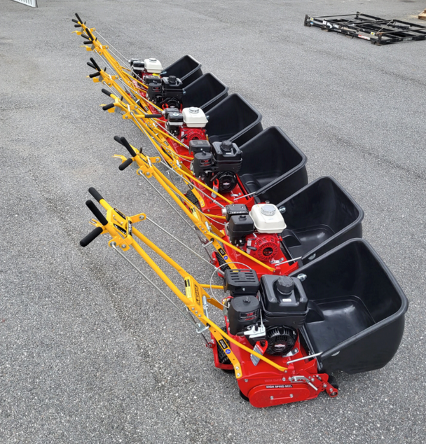 McLane 20-5.50GT-7 Front Throw Reel Mower 20" Self-Propelled 7B B&S,General View. 